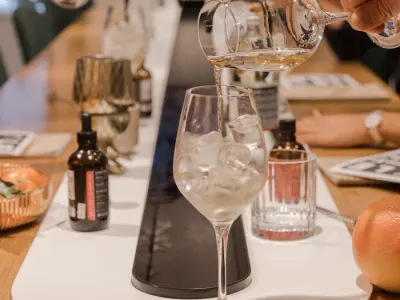 « Bordeaux Tonic » : un cadeau d’initiation à l’œnologie et à la mixologie renversant