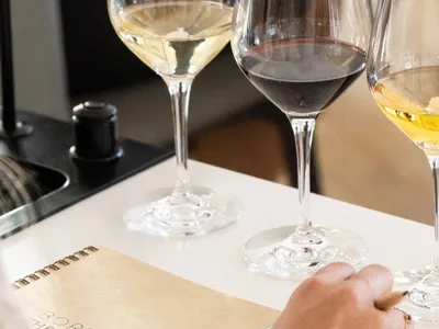 « Dégustation mode d’emploi en soirée » : un vrai stage d’œnologie en cadeau