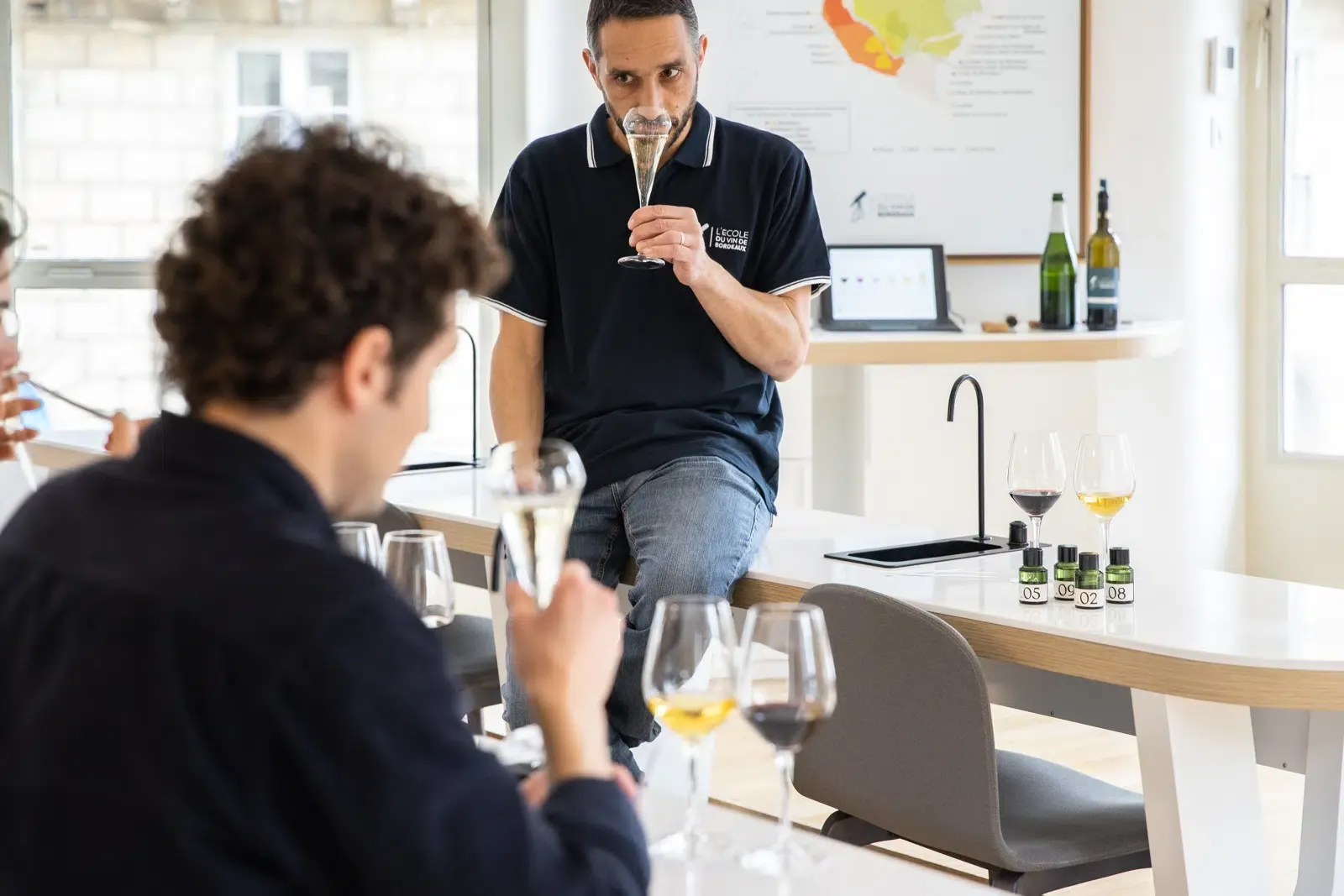 Activités ludiques et culturelles pour découvrir les vins de Bordeaux autrement
